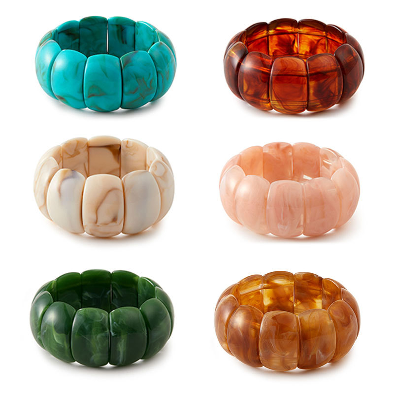 Aproce – ģeometriska forma, sveķi, sievietēm paredzēts modes aksesuārs, dekoratīvs