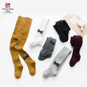 Bērnu zeķtītes ar spīdīgu loku, korejiešu stilā, kokvilna 79%, vidējais viduklis, vecums 3–8 gadi