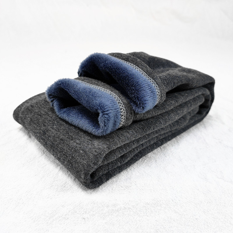 Meitenēm – kokvilnas un elastāna legingi, elastīgs viduklis, vecums 1-3 gadi, rudens-ziemas sezona, ikdienas stils