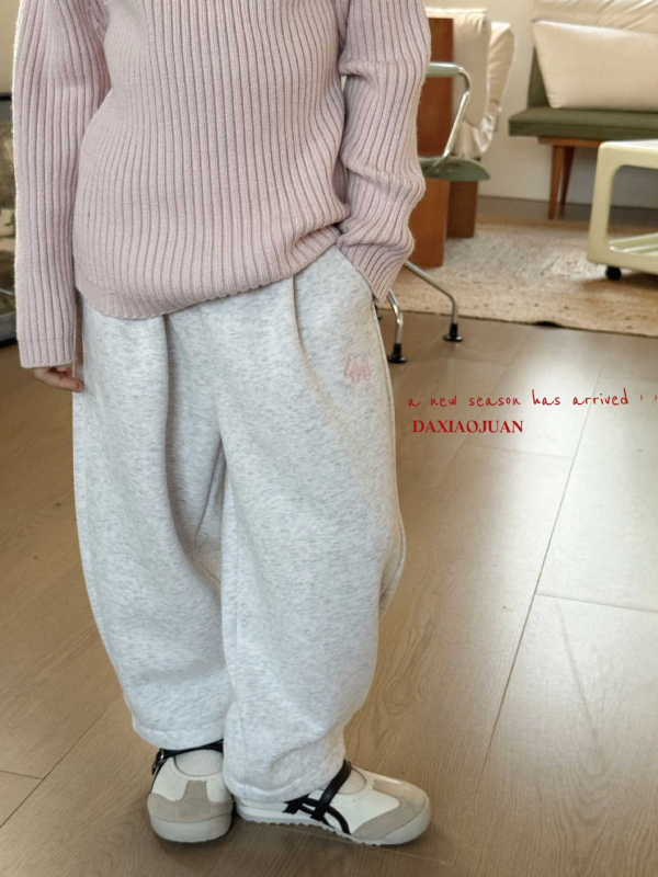 Bērnu bikses, korejiešu stilā, pamata stils, kokvilnas audums, 45% kokvilna, vecuma 3–8 gadi, rudens 2025