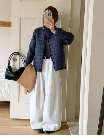 Ashmi vilnos užpildyta nailoninė striukė su stovinčia apykakle, užtrauktuku, geometriniu raštu, ilgos rankovės