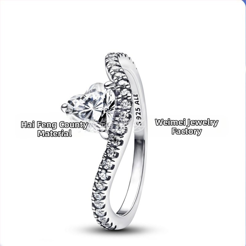 Gredzens ar persiku zieda, sirds un tauriņa motīviem — minimālistisks dizains, vara sakausējums ar sudraba pārklājumu (Tips: Gredzens; Materiāls: Vara sakausējums; Pārklājums: Sudraba pārklājums; Stils: Minimalist; Motīvi: persiku zieds, sirds, tauriņš)