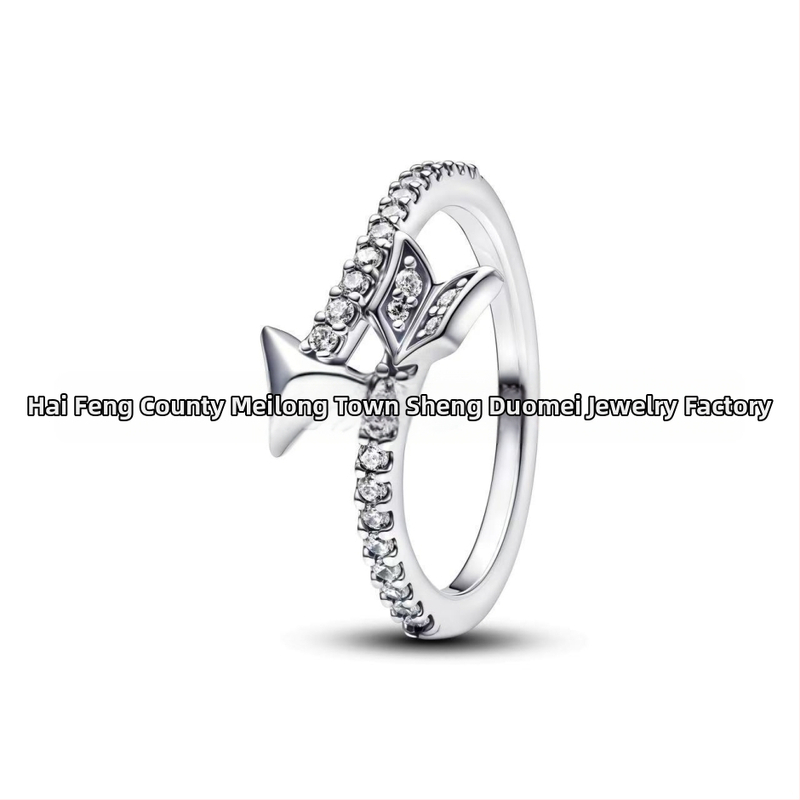 Gredzens ar persiku zieda, sirds un tauriņa motīviem — minimālistisks dizains, vara sakausējums ar sudraba pārklājumu (Tips: Gredzens; Materiāls: Vara sakausējums; Pārklājums: Sudraba pārklājums; Stils: Minimalist; Motīvi: persiku zieds, sirds, tauriņš)