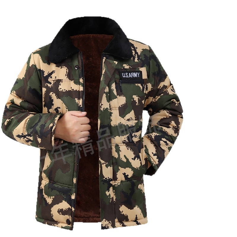 Мъжко памучно работно яке с качулка, подплатено флийсом, камуфлажен принт