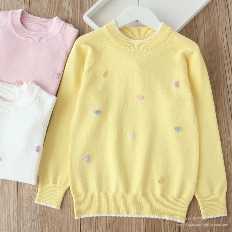 Bērnu adīts džemperis, vienkrāsains, ar apaļu kaklu, garām piedurknēm, truša kažokādas audums, pavasaris 2025