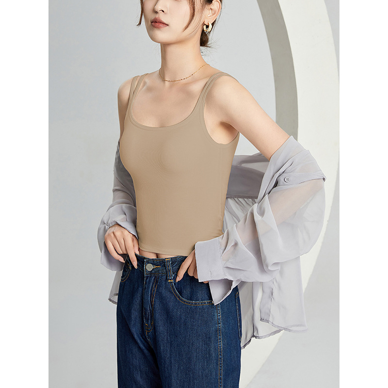 Ženski camisole s ugrađenom grudnjakom, uski kroj, kratka duljina, viskozno vlakno 90–95%, spandeks <30%, dvostruke naramenice fiksne