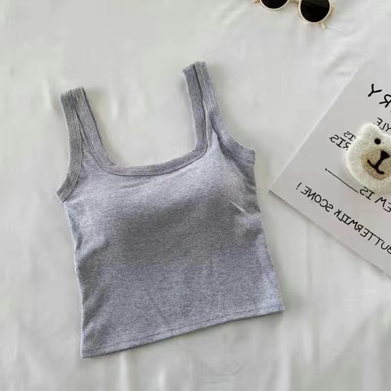 Памучна жилетка с квадратно деколте и широки презрамки, безшевна едночастна кройка, 100% памук, дебелина 141–160 г/м², подходяща за всички сезони