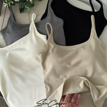 Памучен потник, съдържа 80-90% памук, V-образно деколте, тегло на тъканта 181–200 г/м2, стил жилетка