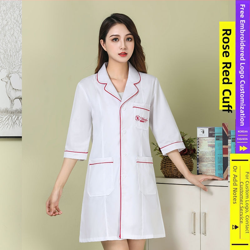 Kosmetoloģijas salonam universāla īsa darba jaka ar kažokādas apkakli, 3/4 garuma piedurknes, chenille audums ar spandex 30–50%, radiācijas aizsardzība