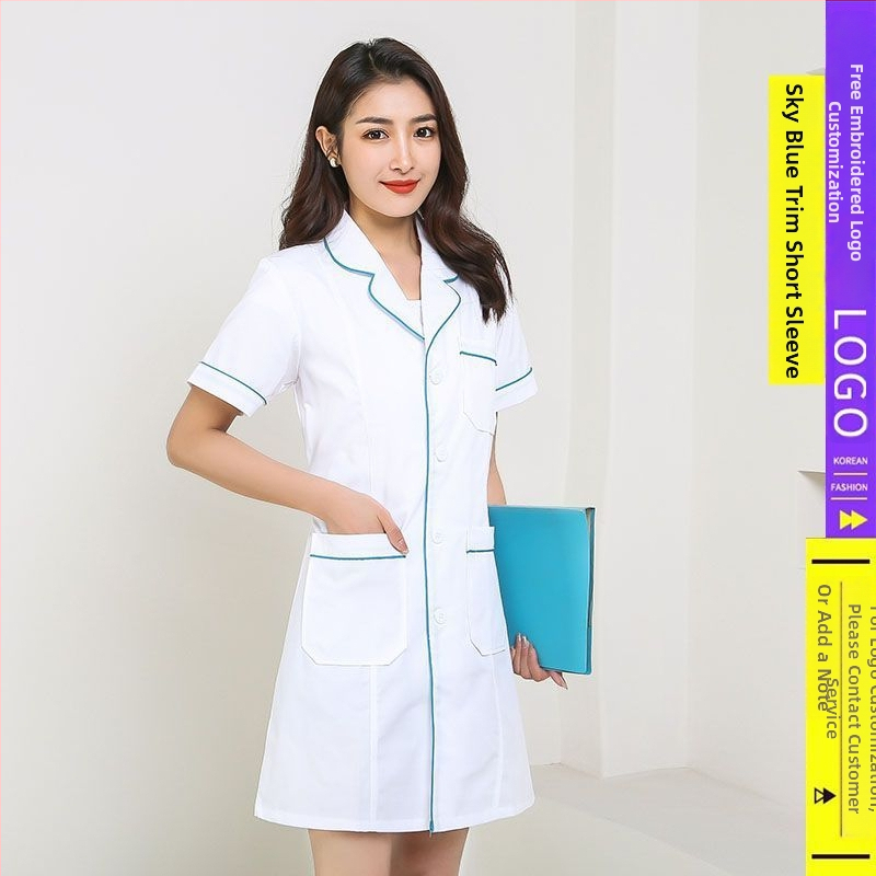 Kosmetoloģijas salonam universāla īsa darba jaka ar kažokādas apkakli, 3/4 garuma piedurknes, chenille audums ar spandex 30–50%, radiācijas aizsardzība