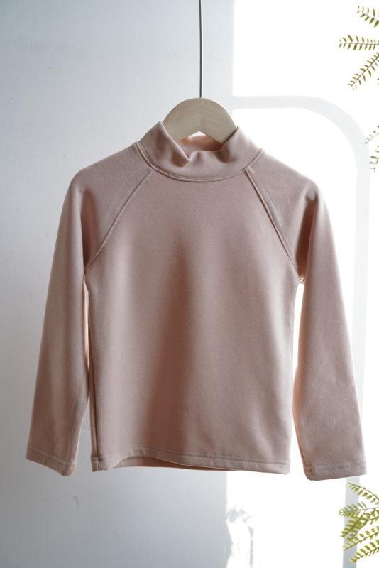 Bērnu pašsiltējošs pamata tops ar augstu apkakli, garām piedurknēm, universāls, 320 g samta audums, apkures akrila un Lenzing Tencel.