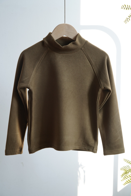 Bērnu pašsiltējošs pamata tops ar augstu apkakli, garām piedurknēm, universāls, 320 g samta audums, apkures akrila un Lenzing Tencel.