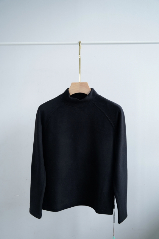 Bērnu pašsiltējošs pamata tops ar augstu apkakli, garām piedurknēm, universāls, 320 g samta audums, apkures akrila un Lenzing Tencel.