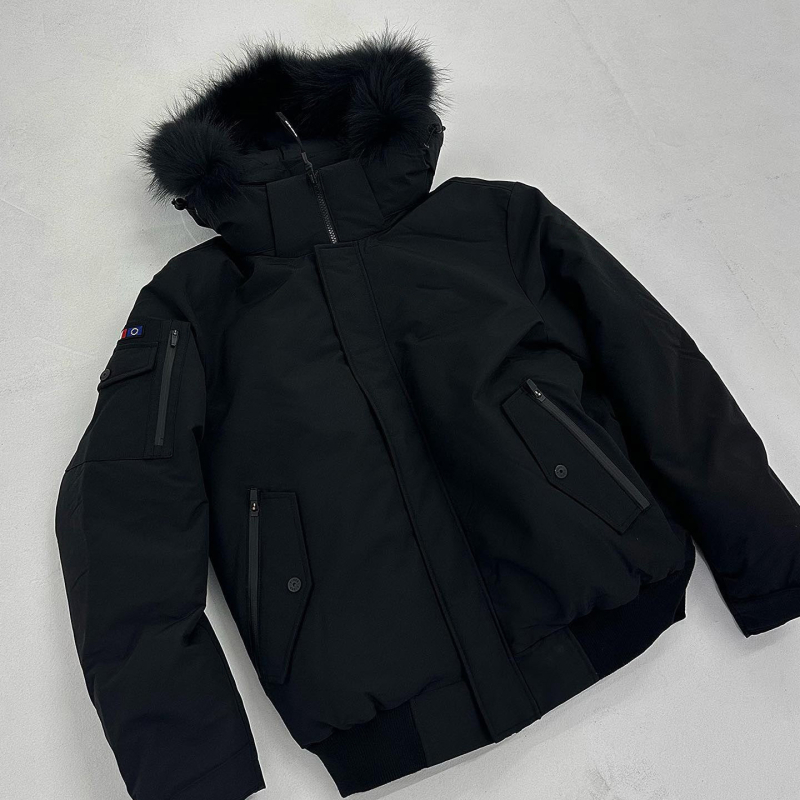 Ženska kratka down jakna s kapuljačom i krznom na ovratniku, 86–90% perja bijele patke, poliester tkanina