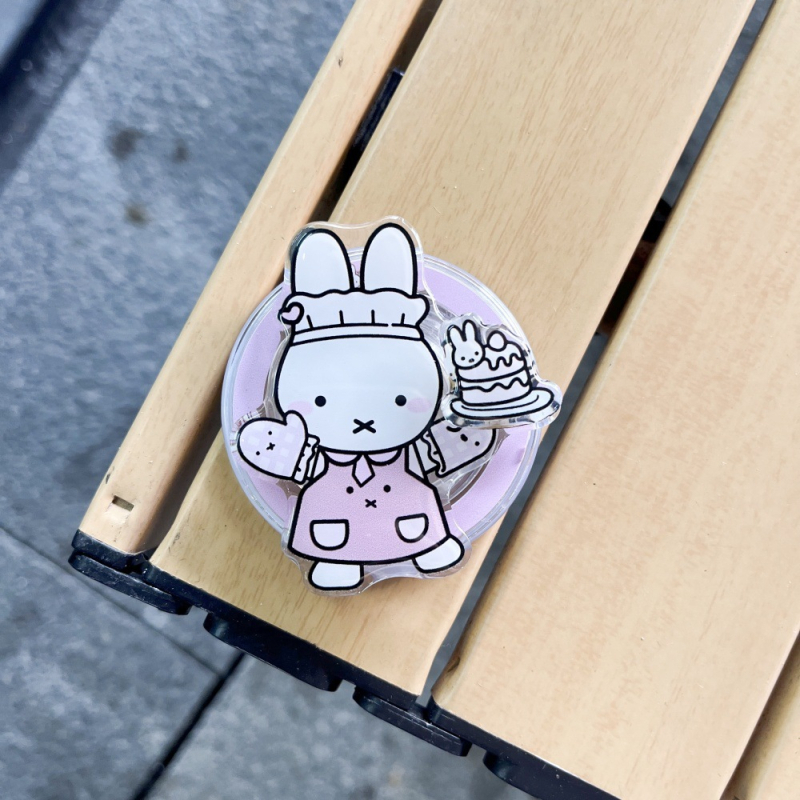 Magnetiline telefonihoidik laiendatava disainiga, MagSafe-ühilduv, akrülist konstruktsioon, karikatuurne jänese stiil