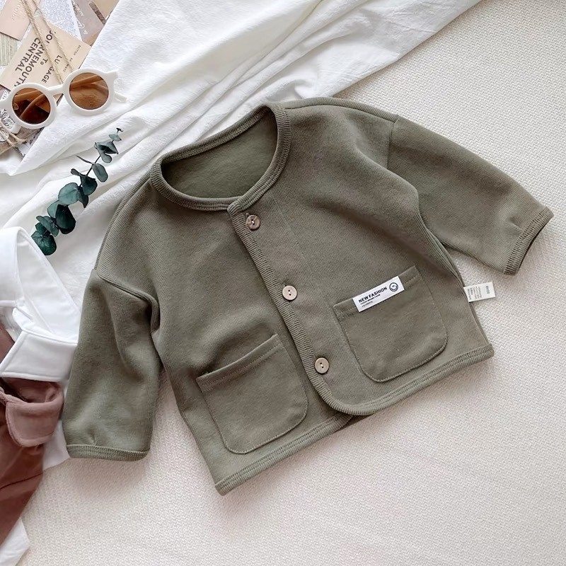 Bērnu rudens jaka, kokvilnas audums, garas piedurknes, apaļš kakls, vienrindu aizdare
