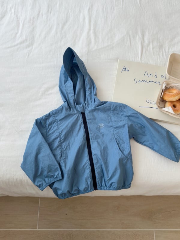 Унисекс детско яке с UV защита, леко дишащо лятно облекло, качулка, изработено от найлон и нейлонова подплата, за деца 7–12 г, лято 2025.