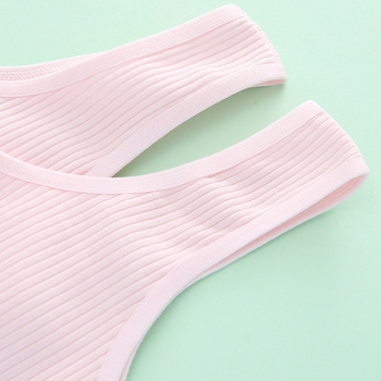 Mergaitėms treniruojamoji liemenėlė – 100% medvilnė, vystymosi laikotarpis, tinkama nuo 8 metų