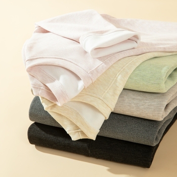 Γυναικείο νυχτικό σε μέγεθος Plus Size, με στρογγυλό λαιμό και μακριά μανίκια, μίνιμαλ μονόχρωμο στυλ — βαρύ ύφασμα 251–300 g/m2, κασμίρ προβάτου, 90–95% ακρυλικό