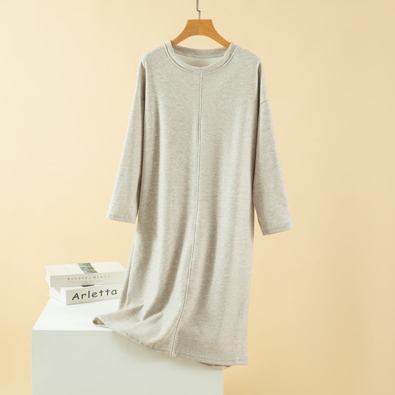 Γυναικείο νυχτικό σε μέγεθος Plus Size, με στρογγυλό λαιμό και μακριά μανίκια, μίνιμαλ μονόχρωμο στυλ — βαρύ ύφασμα 251–300 g/m2, κασμίρ προβάτου, 90–95% ακρυλικό