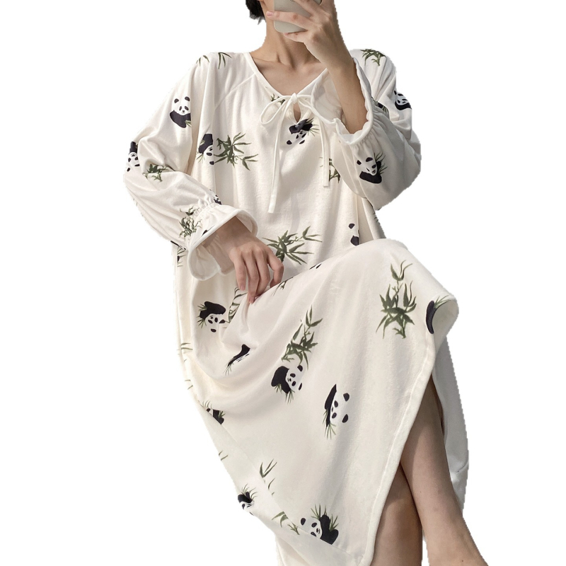 Νυχτικό Island Velvet με Panda print, φλις επένδυση, μακριά μανίκια, μεσαίου μήκους
