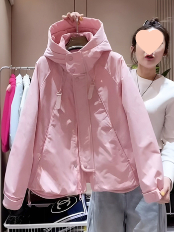 Chiasa dzseki | poliészter-spandex 95%+ keverék | A-vonalú sziluett | álló gallér | 2025 tavasz