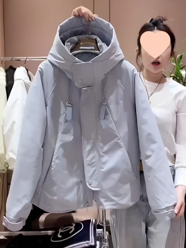 Chiasa dzseki | poliészter-spandex 95%+ keverék | A-vonalú sziluett | álló gallér | 2025 tavasz