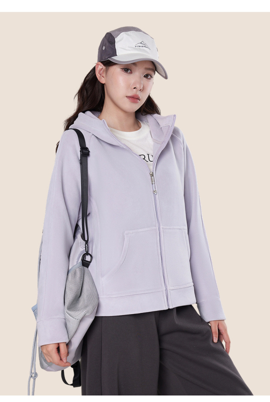 Női kapucnis laza szabású szélvédett kabát flockos textúrával, poliészter–spandex keverék