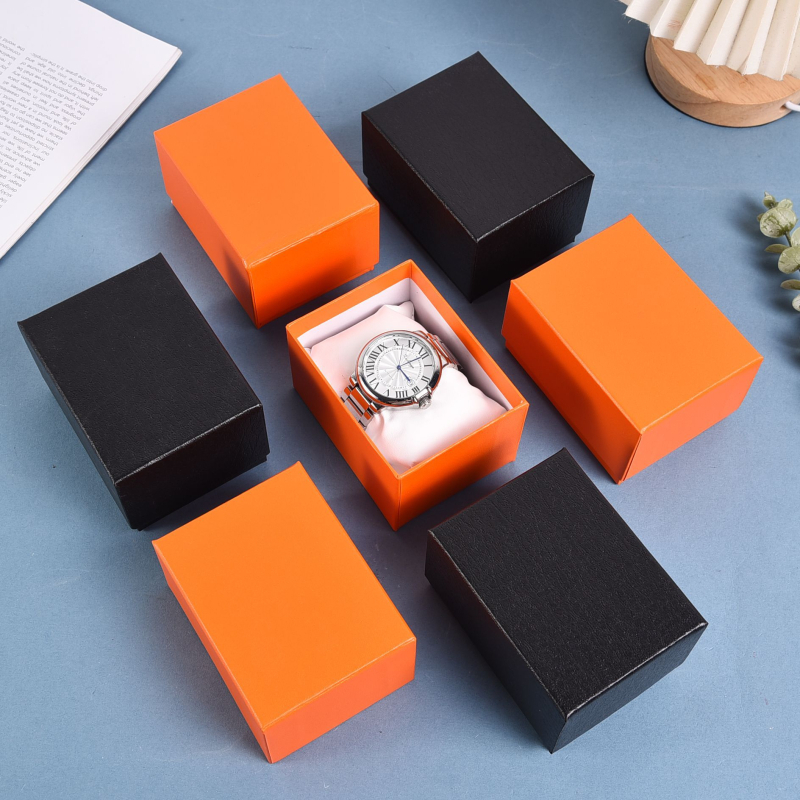 Кутия за показване на часовници (Произход: Zhejiang; Материал: хартия; Изработка: полу ръчна и полу-механична; Модел: кутия за часовници; Назначение: подаръчна опаковка, опаковка за бижута)