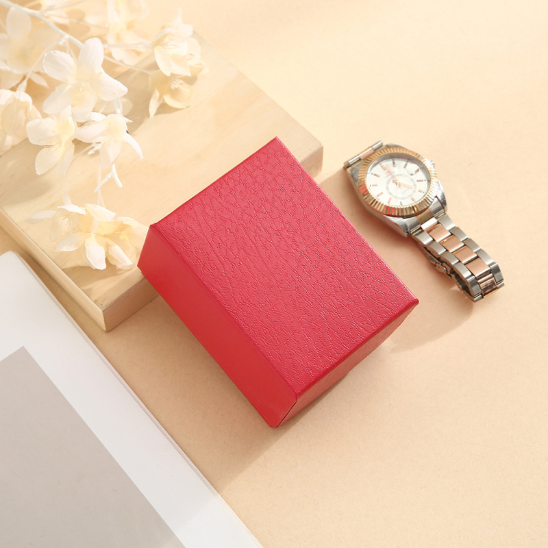 Кутия за показване на часовници (Произход: Zhejiang; Материал: хартия; Изработка: полу ръчна и полу-механична; Модел: кутия за часовници; Назначение: подаръчна опаковка, опаковка за бижута)