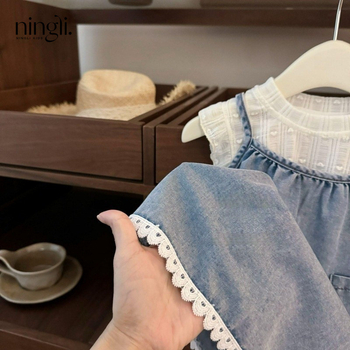 Bērnu komplekts: kokvilnas T-krekls ar izšūtu sirdi un džinsa svārki ar siksniņām, mīksts materiāls, vasara