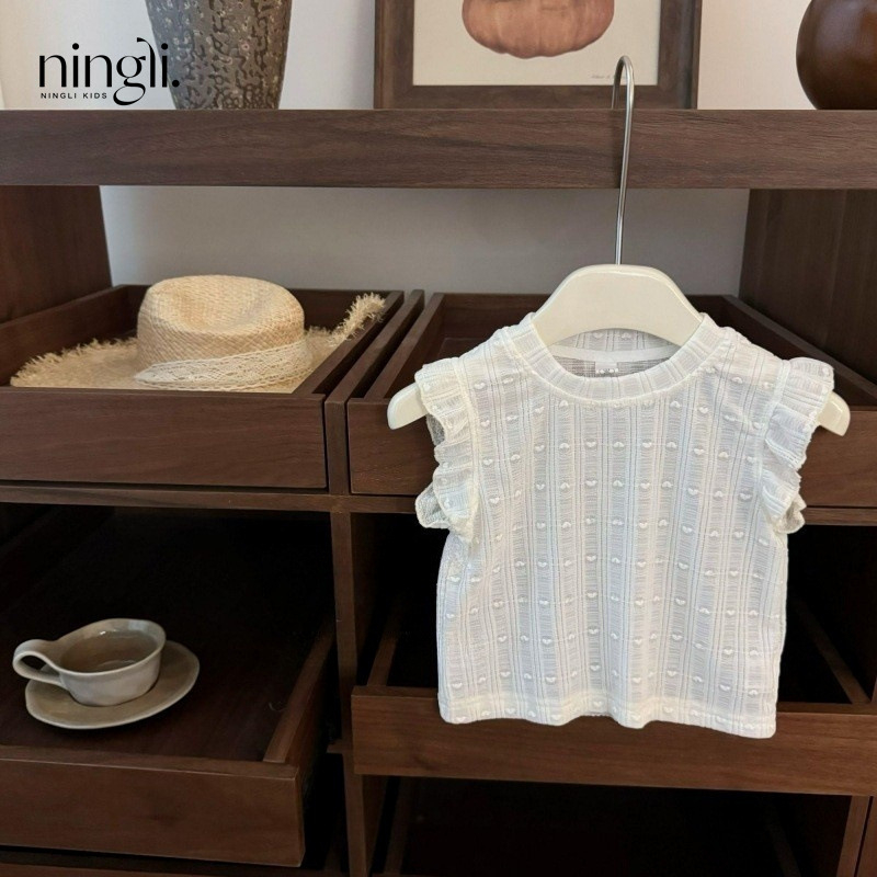 Bērnu komplekts: kokvilnas T-krekls ar izšūtu sirdi un džinsa svārki ar siksniņām, mīksts materiāls, vasara