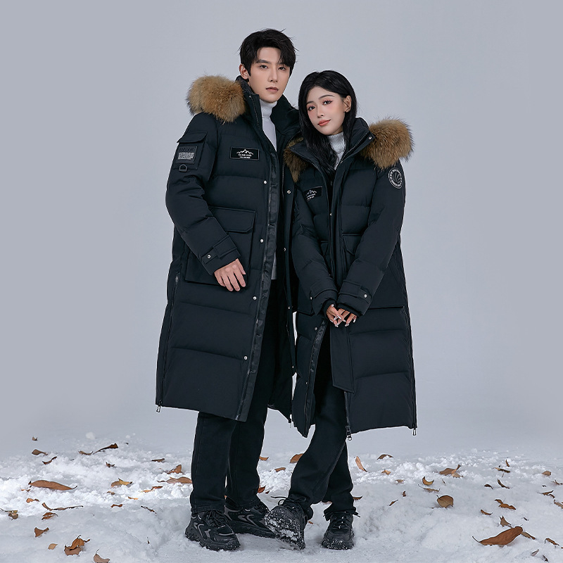 Uniszex rendkívüli hideg libatoll kabát, térd alá érő hosszúság, töltet >450 g, tolltartalom 86–90%, védelem -50…-20°C, cipzár