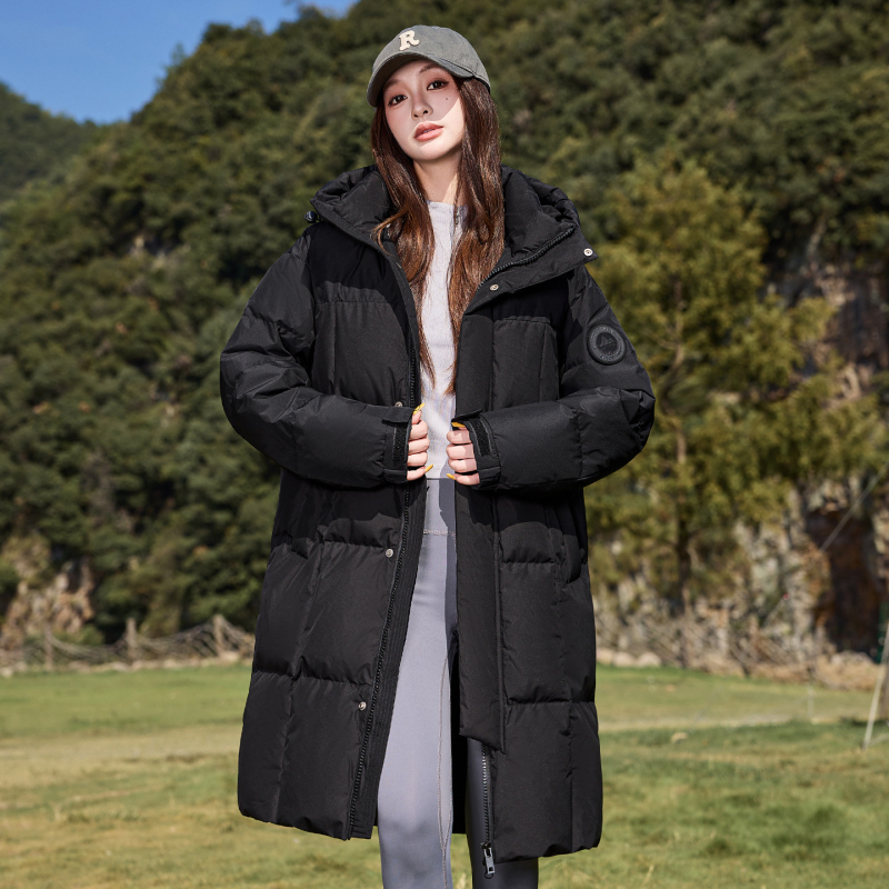 Uniszex rendkívüli hideg libatoll kabát, térd alá érő hosszúság, töltet >450 g, tolltartalom 86–90%, védelem -50…-20°C, cipzár