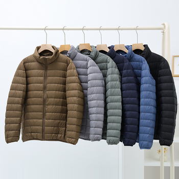 Férfi téli vékony dzseki álló gallérral, elöl cipzár, könnyű, 91–95% pehelytartalom, poliészter anyag