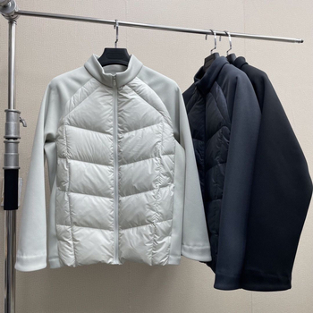 Álló galléros tollkabát, fehér kacsa tollal töltve, kasmírtartalom 81–85%, töltet 650