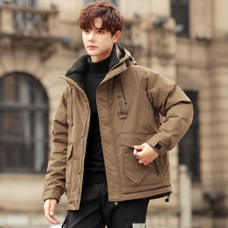 Férfi vastag téli pehelydzseki kapucnival, kacsa tollal töltve, tolltartalom 86–90%, cipzár, álló gallér