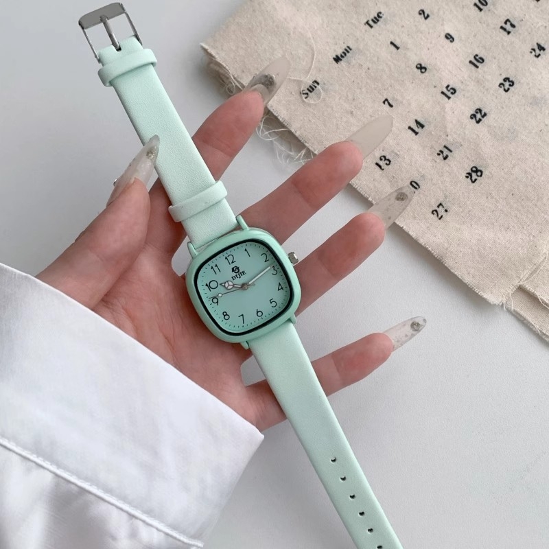 Ceas cu cadran pătrat, mișcare quartz, carcasă din oțel inoxidabil, curea din piele sintetică