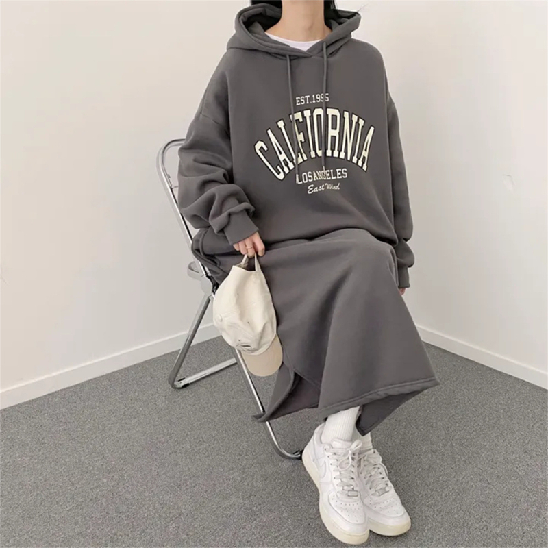 Памучна рокля-суитшър с качулка, флисово подплатена, средна дължина, А-линия, дълги ръкави