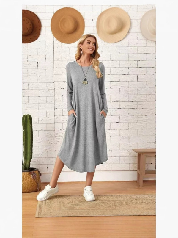 Рокля от млечна коприна, едноцветна, кръгло деколте, дълги ръкави, дълга пола