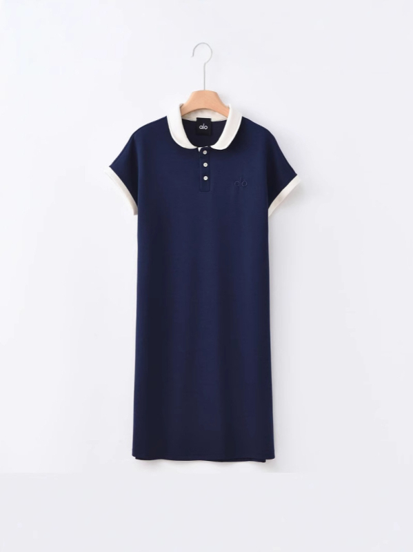 Рокля с бродирани букви, поло яка, памучна тъкан, къси ръкави, дълга пола