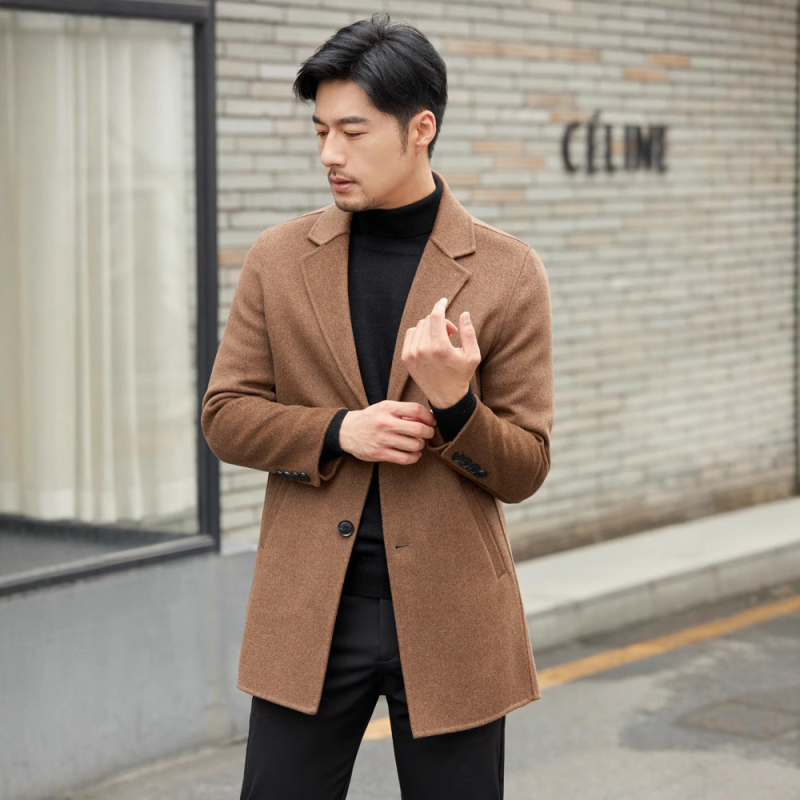 Палто от 100% вълна, двойно закопчаване, костюмна яка, подплата от истинска козина, градски зимен стил