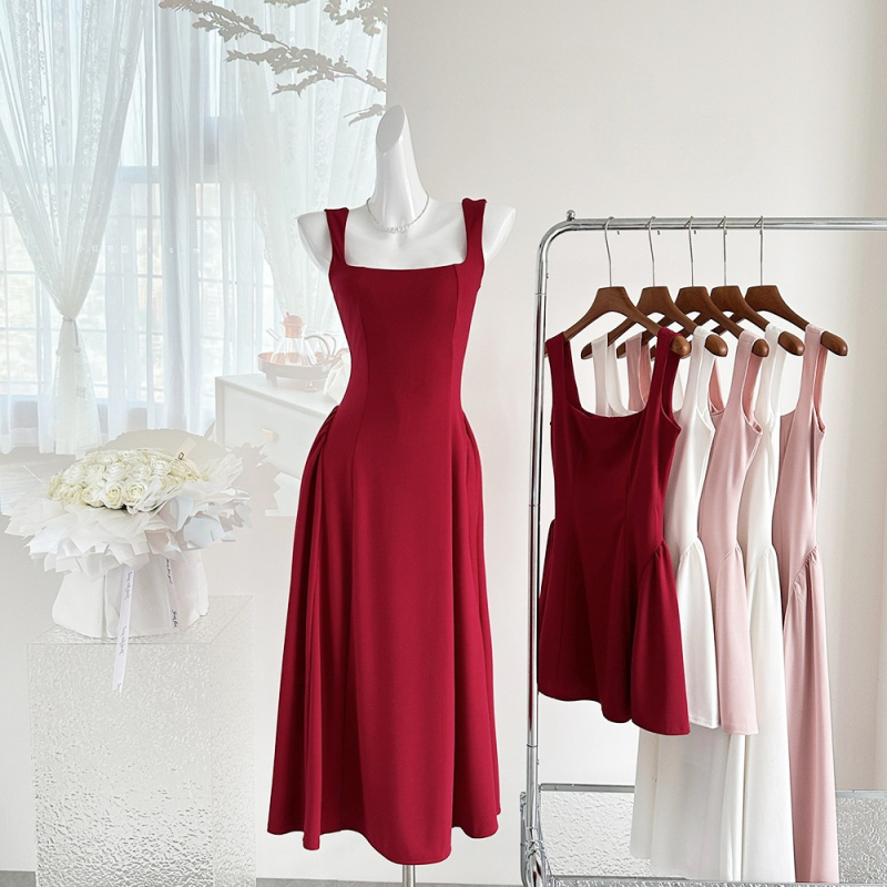 Рокля с презрамки в френски стил, висока талия, памук, цип (Памук; Висока талия; Цип; Презрамки; Френски стил)