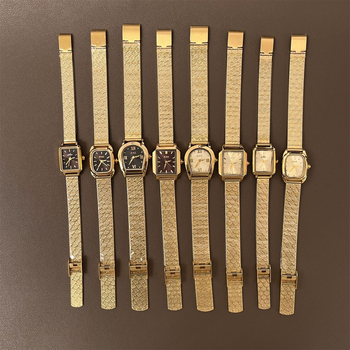 Ženski kvarcni sat s ovalnim brojčanikom, 37 mm promjer, 8 mm debljina, metalno kućište i metalni kaiš