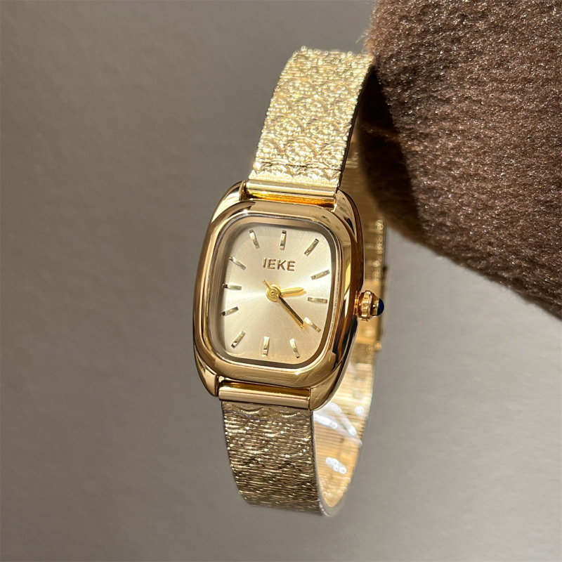 Ženski kvarcni sat s ovalnim brojčanikom, 37 mm promjer, 8 mm debljina, metalno kućište i metalni kaiš
