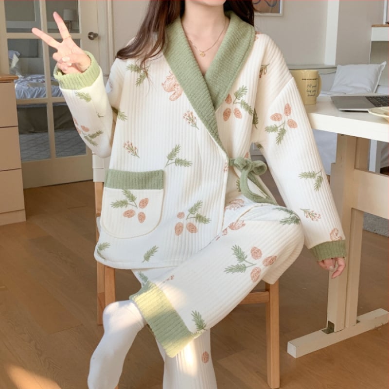 Тричастен майчин комплект пижами с кардиган за кърмене, въдушен памук, 100% полиестер, дълги ръкави, панталони, есен 2025