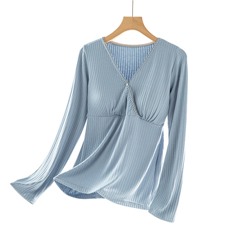 Grūtnieču laktācijas naktsveļa: garas piedurknes, pulovera stils, viskoze 90–95% (milksilk), vidējā blīvuma 181–200 g/m², piemērota visām sezonām.