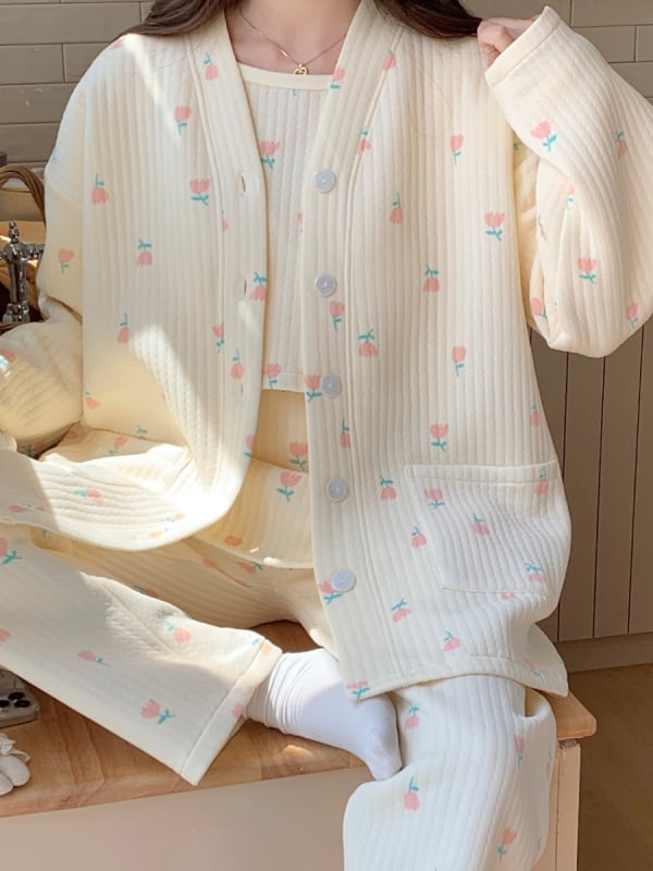 Māmiņu un zīdīšanas pidžamu komplekts no kokvilnas un poliesteres maisījuma, augu un ziedu raksts, garas piedurknes, bikses, zīdīšanas atvērums, rudens 2024