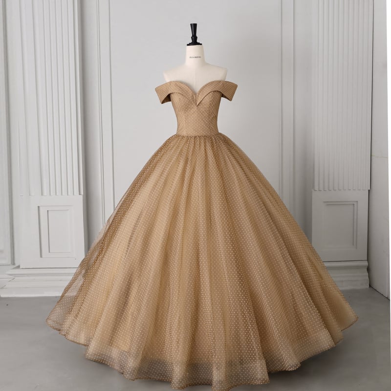 Дълга вечерна рокля с едно рамо, пухеста пола, бродерия, полиестер, за сватба