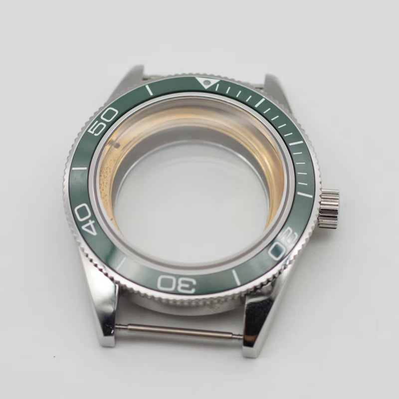 Комплект корпус със сапфирово стъкло за часовници — съвместим с ходове 8215/NH35/NH36; включва 1 кутия; пуск през пролетта на 2023 г.